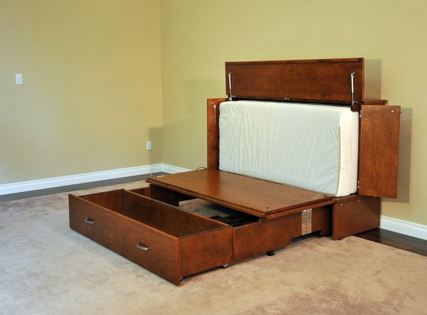 console bed
